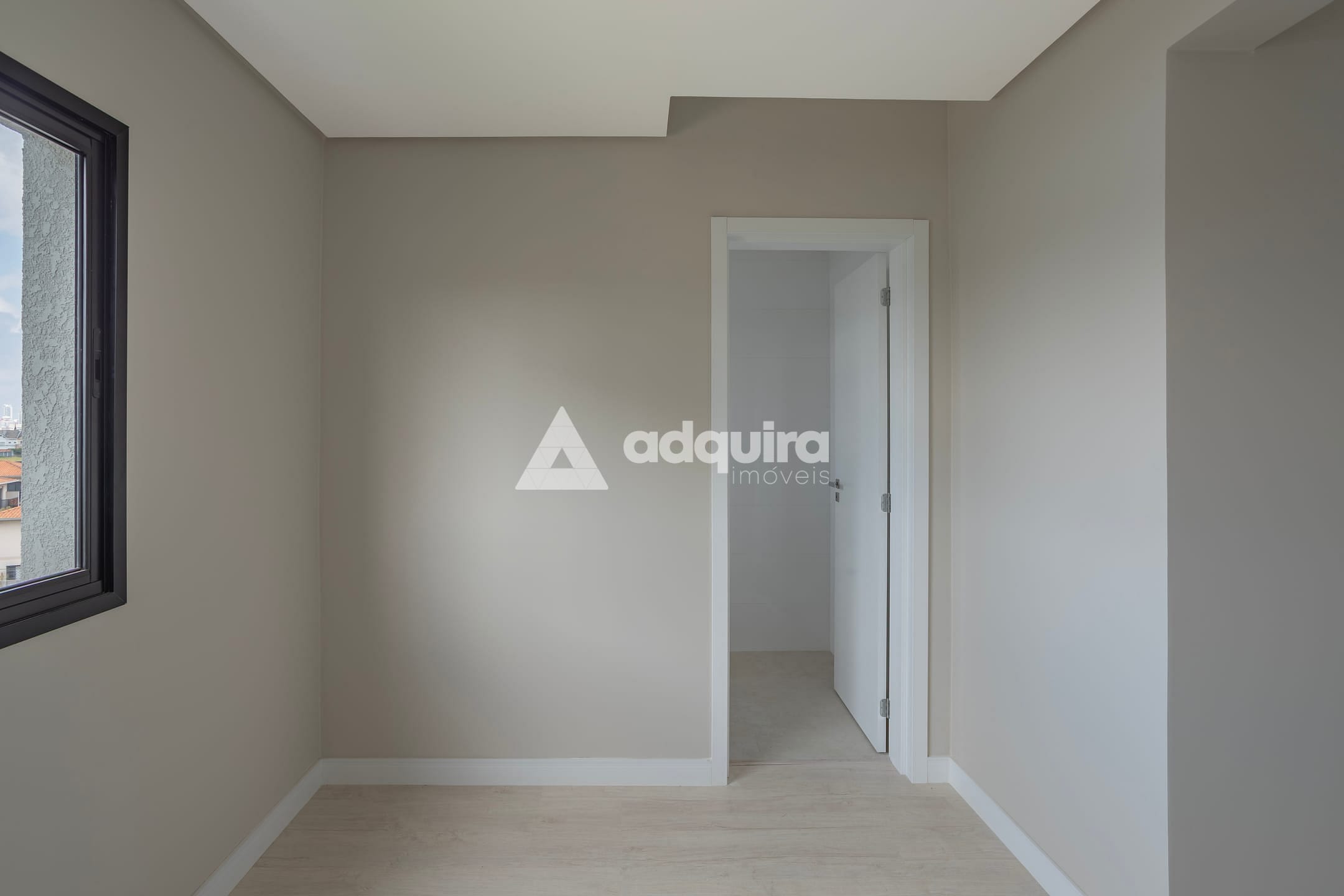 Apartamento à venda com 3 quartos, 105m² - Foto 9