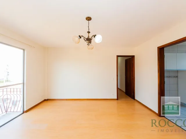 Apartamento 3 quartos e 2 banheiros, para alugar, no bairro Bacacheri em Curitiba