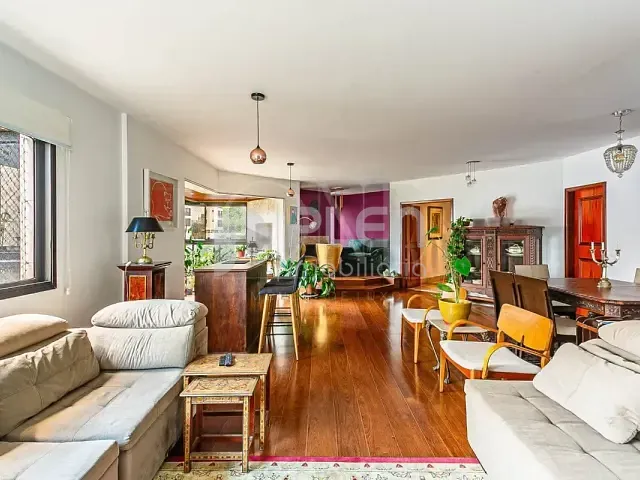 Apartamento 4 quartos e 5 banheiros, à venda, no bairro Vila Andrade em São Paulo