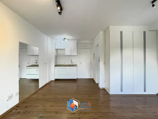 Apartamento com 31m² 1 quarto e 1 banheiro, à venda, no bairro Panamby em São Paulo