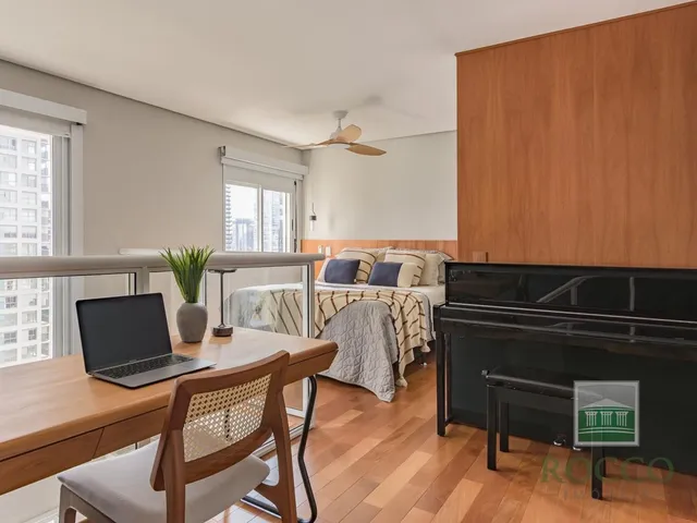 Apartamento 1 quarto e 2 banheiros, à venda, no bairro Itaim em São Paulo