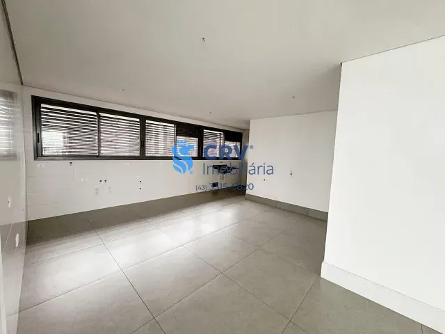 Apartamento com 639m² 3 quartos e 5 banheiros, à venda, no bairro Gleba Fazenda Palhano em Londrina
