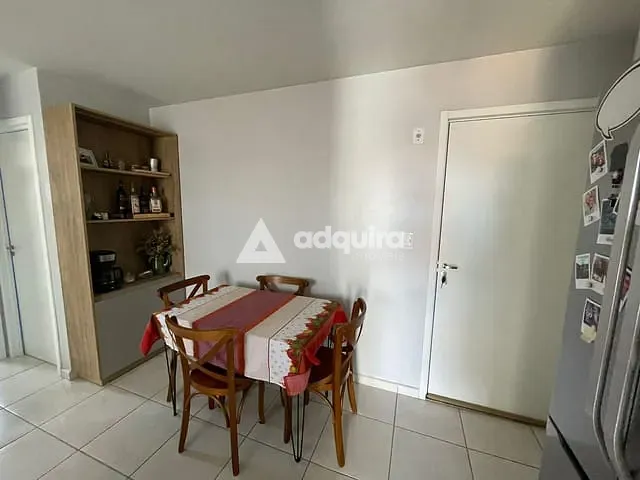 Apartamento 2 quartos e 1 banheiro, à venda, no bairro Colônia Dona Luíza em Ponta Grossa