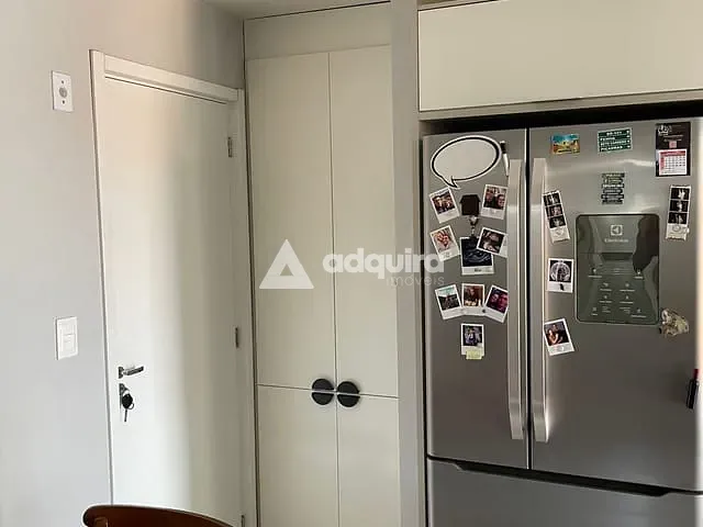 Apartamento 2 quartos e 1 banheiro, à venda, no bairro Colônia Dona Luíza em Ponta Grossa