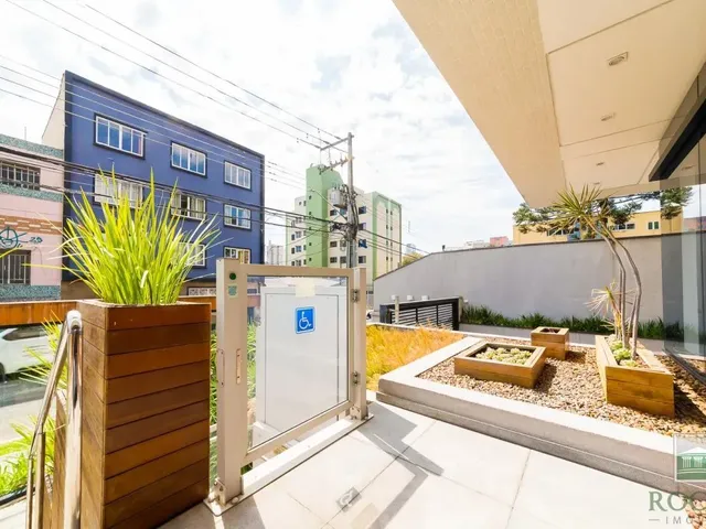 Apartamento 1 quarto e 2 banheiros, para alugar, no bairro São Francisco em Curitiba