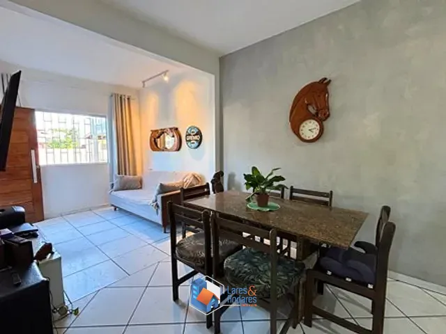 Apartamento com 70m² 2 quartos e 1 banheiro, à venda, no bairro Ingleses do Rio Vermelho em Florianópolis