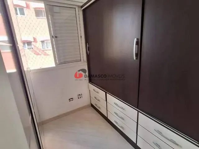 Apartamento 3 quartos e 1 banheiro, para alugar, no bairro Vila Bastos em Santo André