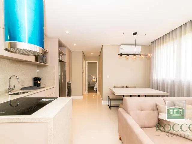 Apartamento 1 quarto e 2 banheiros, para alugar, no bairro São Francisco em Curitiba