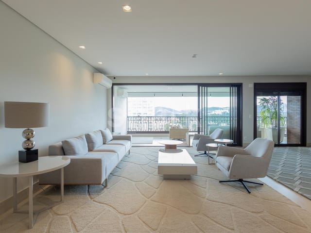 Apartamento com 285m² 3 quartos e 5 banheiros, à venda, no bairro Alphaville em Barueri