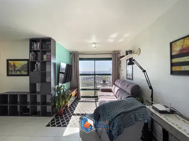 Apartamento com 70m² 3 quartos e 1 banheiro, à venda, no bairro Interlagos em São Paulo