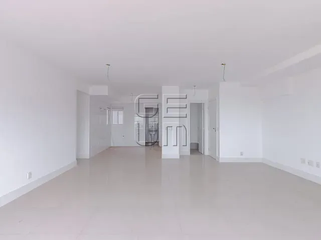 Apartamento com 162m² 3 quartos e 3 banheiros, à venda, no bairro Gleba Fazenda Palhano em Londrina