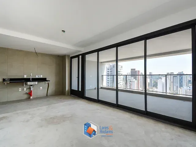 Apartamento com 170m² 3 quartos e 3 banheiros, à venda, no bairro Vila Uberabinha em São Paulo