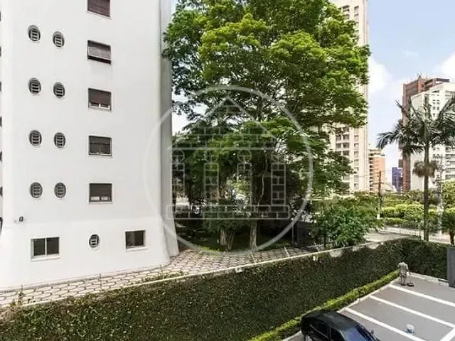 Apartamento 2 quartos e 2 banheiros, à venda, no bairro Vila Andrade em São Paulo