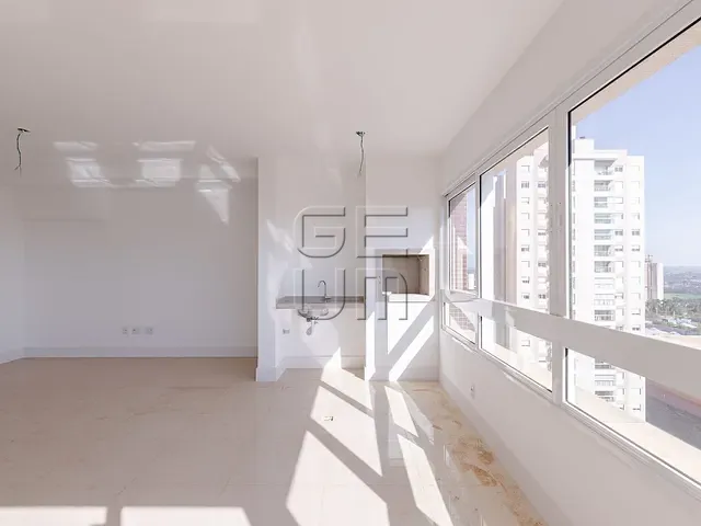 Apartamento com 162m² 3 quartos e 3 banheiros, à venda, no bairro Gleba Fazenda Palhano em Londrina