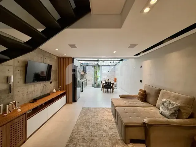 Casa 2 quartos e 3 banheiros, à venda, no bairro Brooklin Paulista em São Paulo