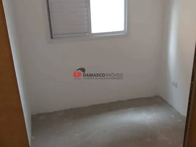 Apartamento 1 quarto e 1 banheiro, à venda, no bairro Parque Erasmo Assunção em Santo André