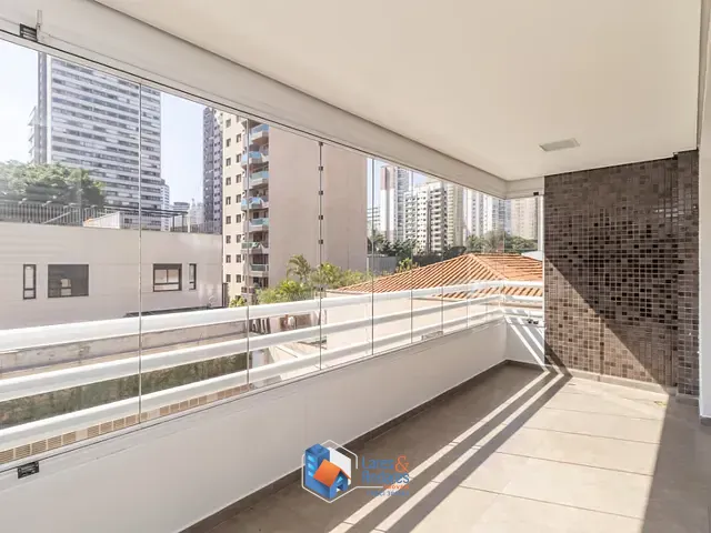 Apartamento com 137m² 3 quartos e 5 banheiros, à venda, no bairro Vila Olímpia em São Paulo