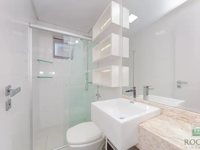 Apartamento 1 quarto e 1 banheiro, para alugar, no bairro Boa Vista em Curitiba