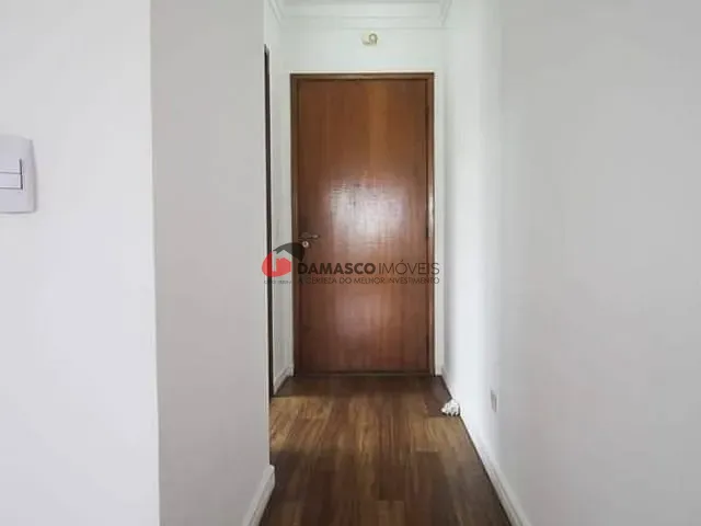 Apartamento 2 quartos e 2 banheiros, para alugar, no bairro Vila Valparaíso em Santo André