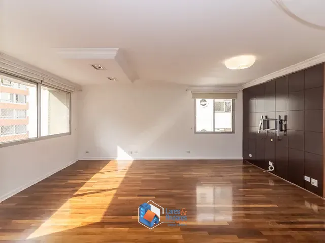 Apartamento com 168m² 3 quartos e 3 banheiros, à venda, no bairro Itaim Bibi em São Paulo