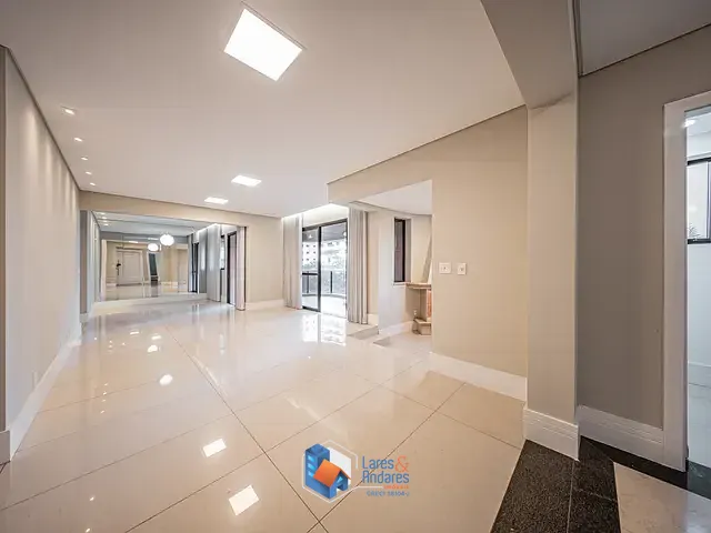 Apartamento com 246m² 4 quartos e 5 banheiros, à venda, no bairro Tatuapé em São Paulo
