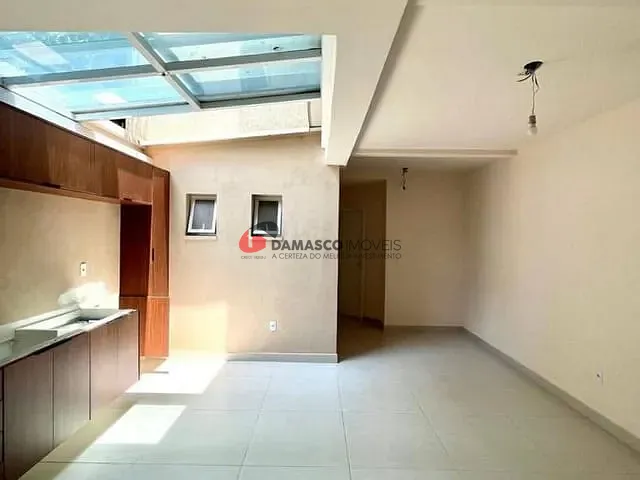 Apartamento 2 quartos e 2 banheiros, à venda, no bairro Campestre em Santo André