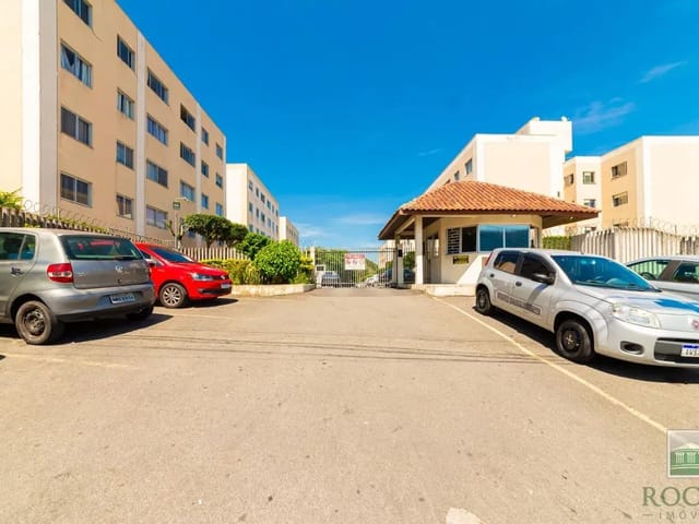Apartamento 3 quartos e 1 banheiro, à venda, no bairro Santa Cândida em Curitiba