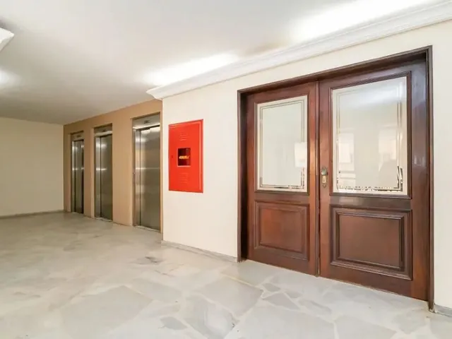 Apartamento 3 quartos e 3 banheiros, à venda, no bairro Centro Cívico em Curitiba