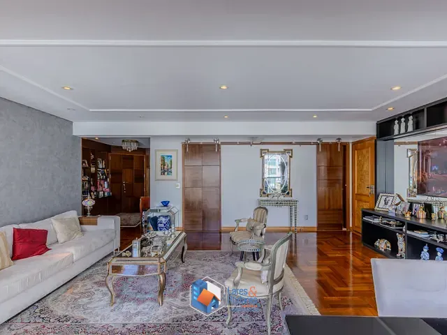 Apartamento com 252m² 2 quartos e 5 banheiros, à venda, no bairro Vila Nova Conceição em São Paulo