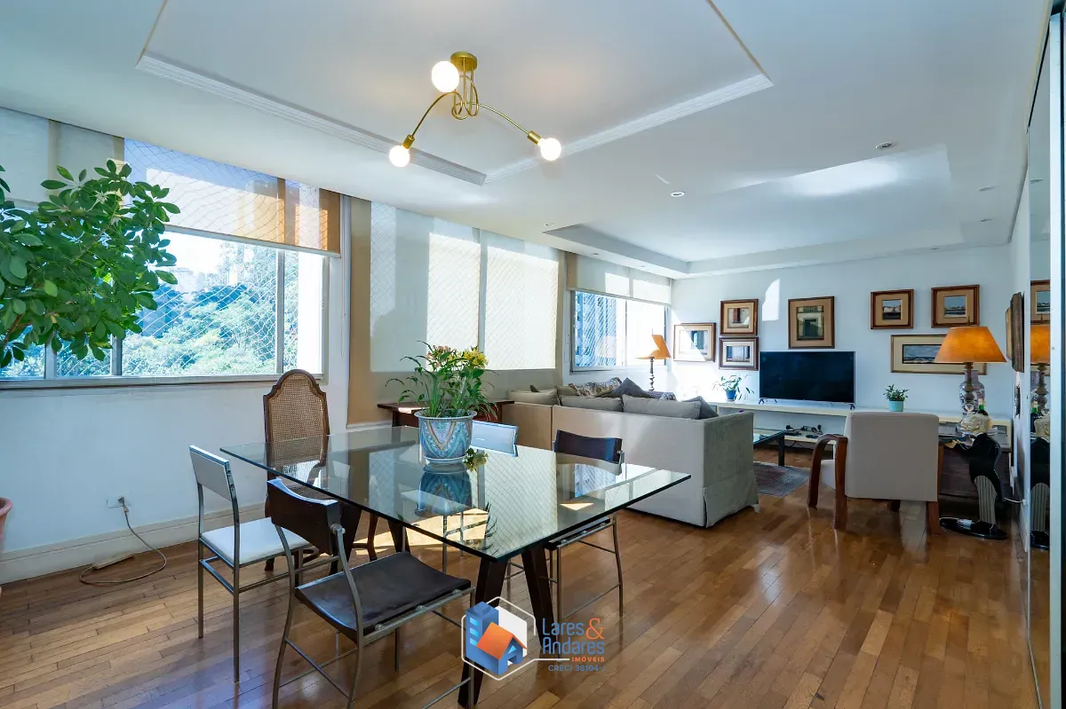 Apartamento, 3 quartos, 140 m² - Foto 1