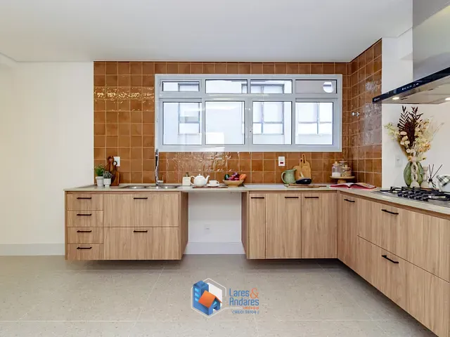 Apartamento com 229m² 3 quartos e 3 banheiros, à venda, no bairro Higienópolis em São Paulo