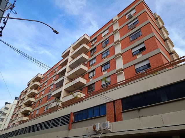 Apartamento com 175m² 2 quartos e 2 banheiros, à venda, no bairro Centro em Pelotas