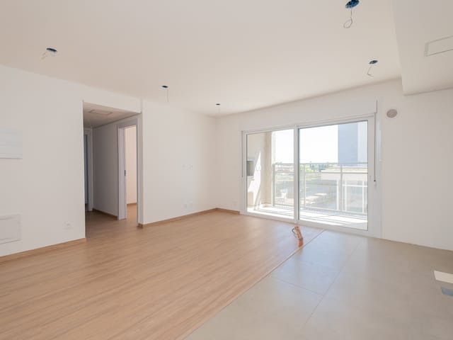 Apartamento com 105m² 3 quartos e 2 banheiros, à venda, no bairro Areal em Pelotas