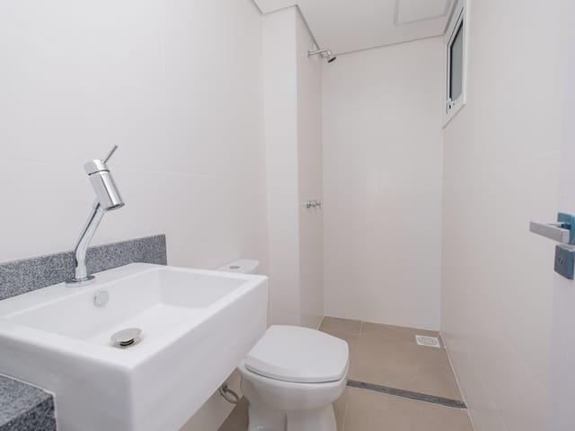 Apartamento com 105m² 3 quartos e 2 banheiros, à venda, no bairro Areal em Pelotas