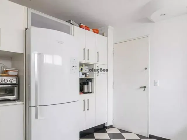 Apartamento 3 quartos e 2 banheiros, para alugar, no bairro Vila Olímpia em São Paulo