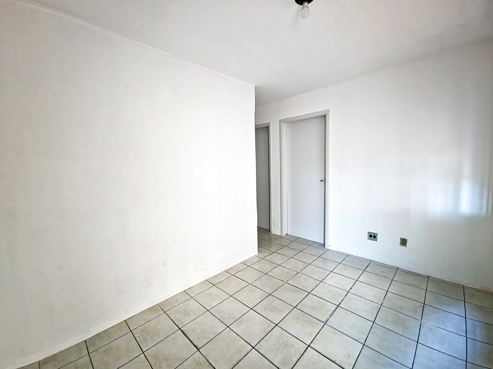 Apartamento à Venda no Centro, Pelotas, RS - 47 m² de Área Útil, 2 Dormitórios, 1 Vaga, Churrasqueira, Playground e Pet Place