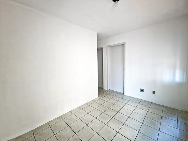 Apartamento com 52m² 2 quartos e 1 banheiro, à venda, no bairro Centro em Pelotas