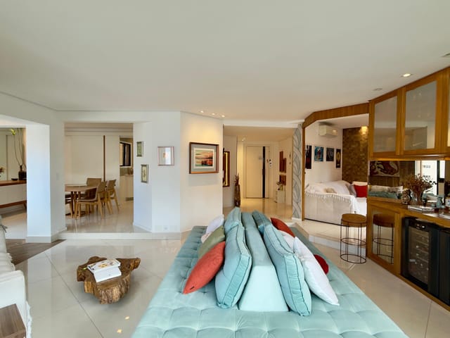 Apartamento com 168m² 3 quartos e 5 banheiros, à venda, no bairro Moema em São Paulo