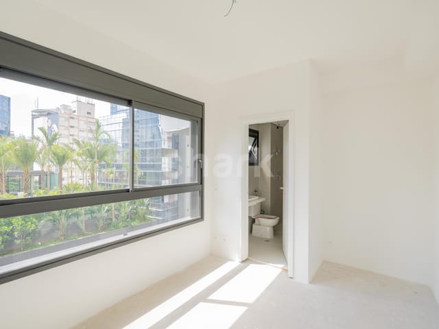 Apartamento com 175m² 3 quartos e 5 banheiros, à venda, no bairro Vila Nova Conceição em São Paulo
