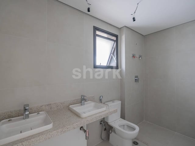 Apartamento com 175m² 3 quartos e 5 banheiros, à venda, no bairro Vila Nova Conceição em São Paulo