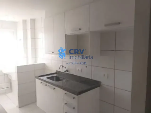 Apartamento com 85m² 3 quartos e 1 banheiro, à venda, no bairro Champagnat em Londrina