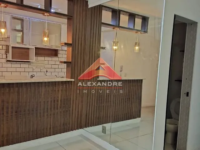 Apartamento com 65m² 3 quartos e 1 banheiro, à venda, no bairro Vila Tesouro em São José dos Campos