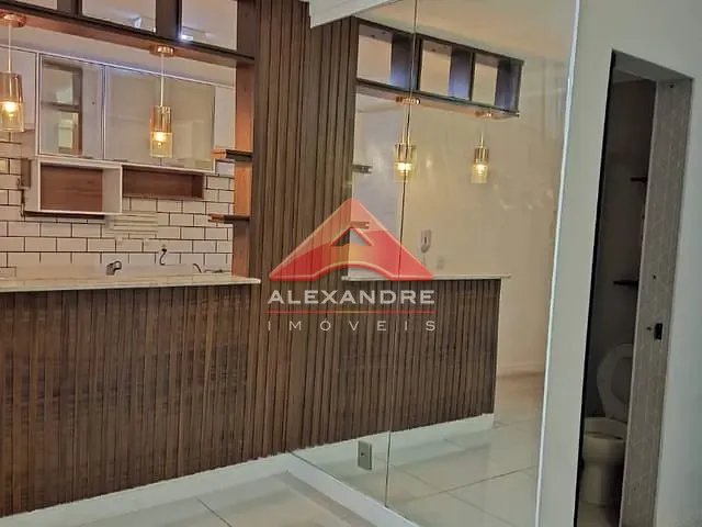 Apartamento com 65m² 3 quartos e 1 banheiro, à venda, no bairro Vila Tesouro em São José dos Campos