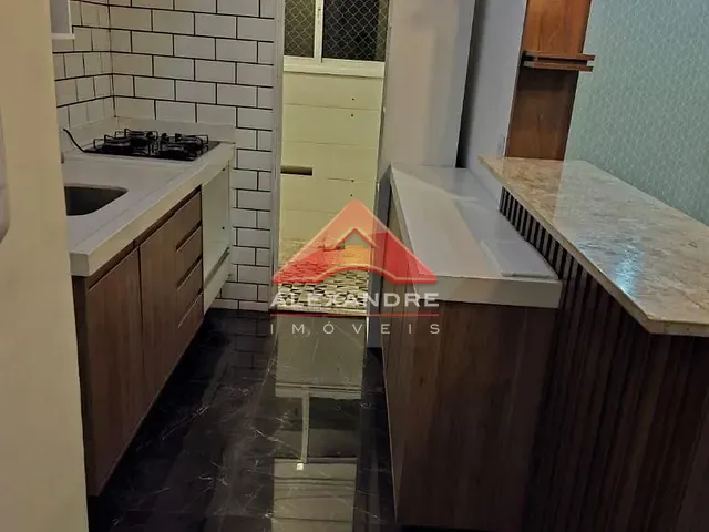 Apartamento com 65m² 3 quartos e 1 banheiro, à venda, no bairro Vila Tesouro em São José dos Campos