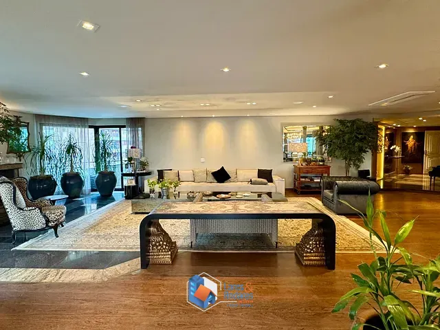 Apartamento com 640m² 4 quartos e 5 banheiros, à venda, no bairro Vila Uberabinha em São Paulo
