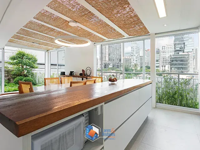 Apartamento com 155m² 2 quartos e 3 banheiros, à venda, no bairro Vila Nova Conceição em São Paulo