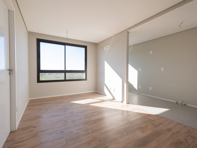 Apartamento com 39m² 1 quarto e 1 banheiro, à venda ou para alugar, no bairro Areal em Pelotas