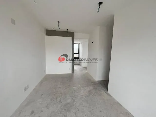 Apartamento 2 quartos e 2 banheiros, à venda, no bairro Vila Guiomar em Santo André