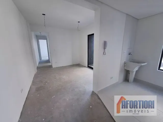 Apartamento 2 quartos e 1 banheiro, à venda, no bairro Água Verde em Curitiba