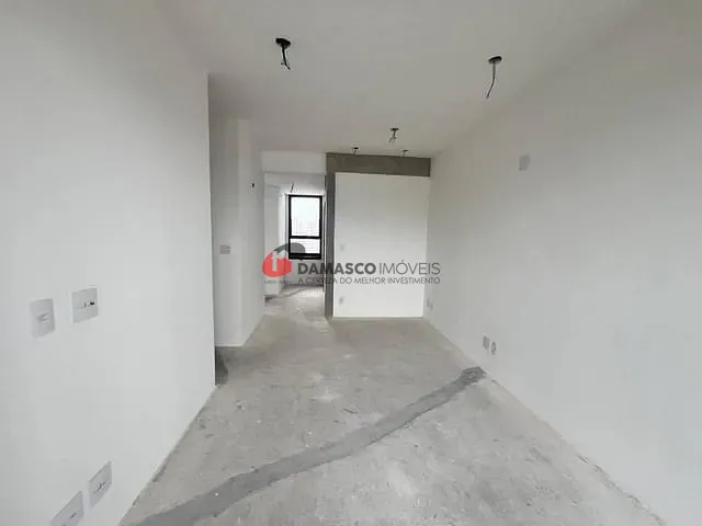 Apartamento 2 quartos e 2 banheiros, à venda, no bairro Vila Guiomar em Santo André